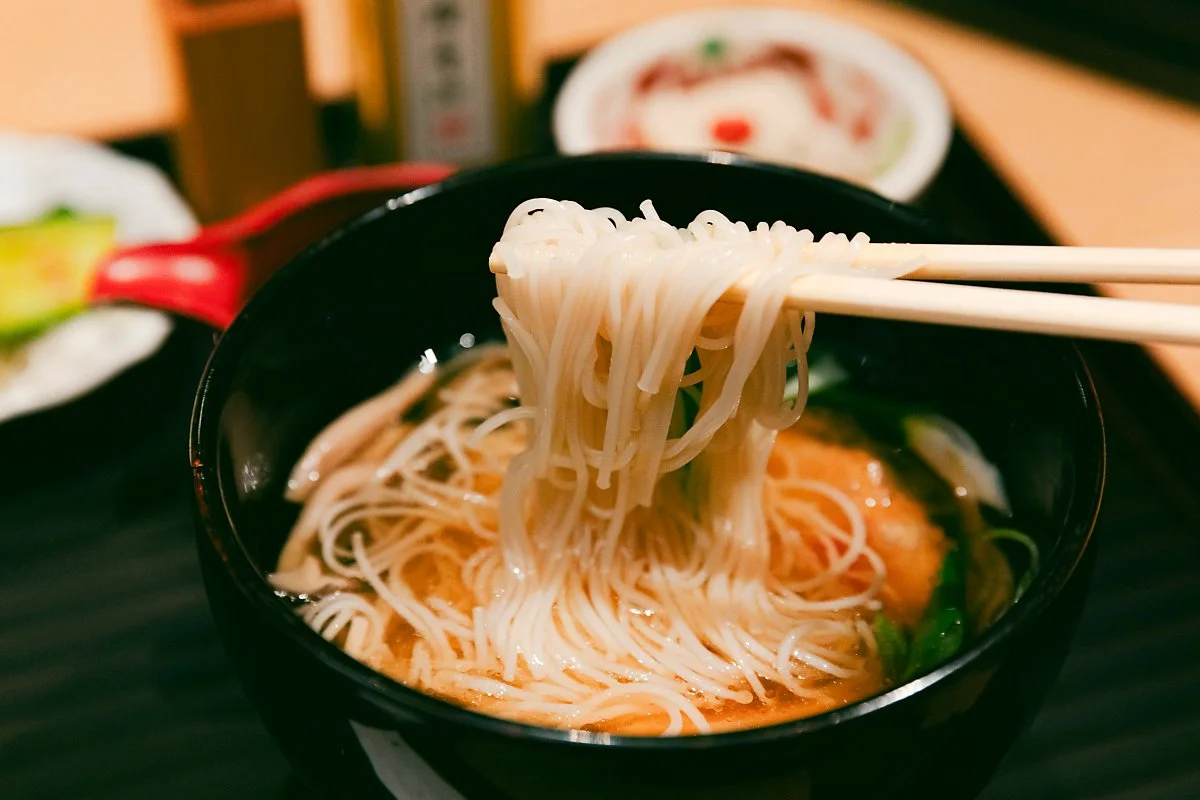 %EA%B5%90%ED%86%A0_%E4%B8%BC%E3%81%A8%E9%BA%BA%E3%81%AE%E5%BA%97_%E3%81%AF%E3%81%97%E3%81%9F%E3%81%A6_3.jpg?type=w1200