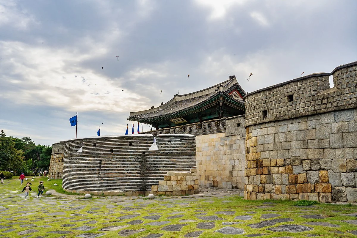 %EC%B0%BD%EB%A3%A1%EB%AC%B8_%282%29.jpg?type=w1200