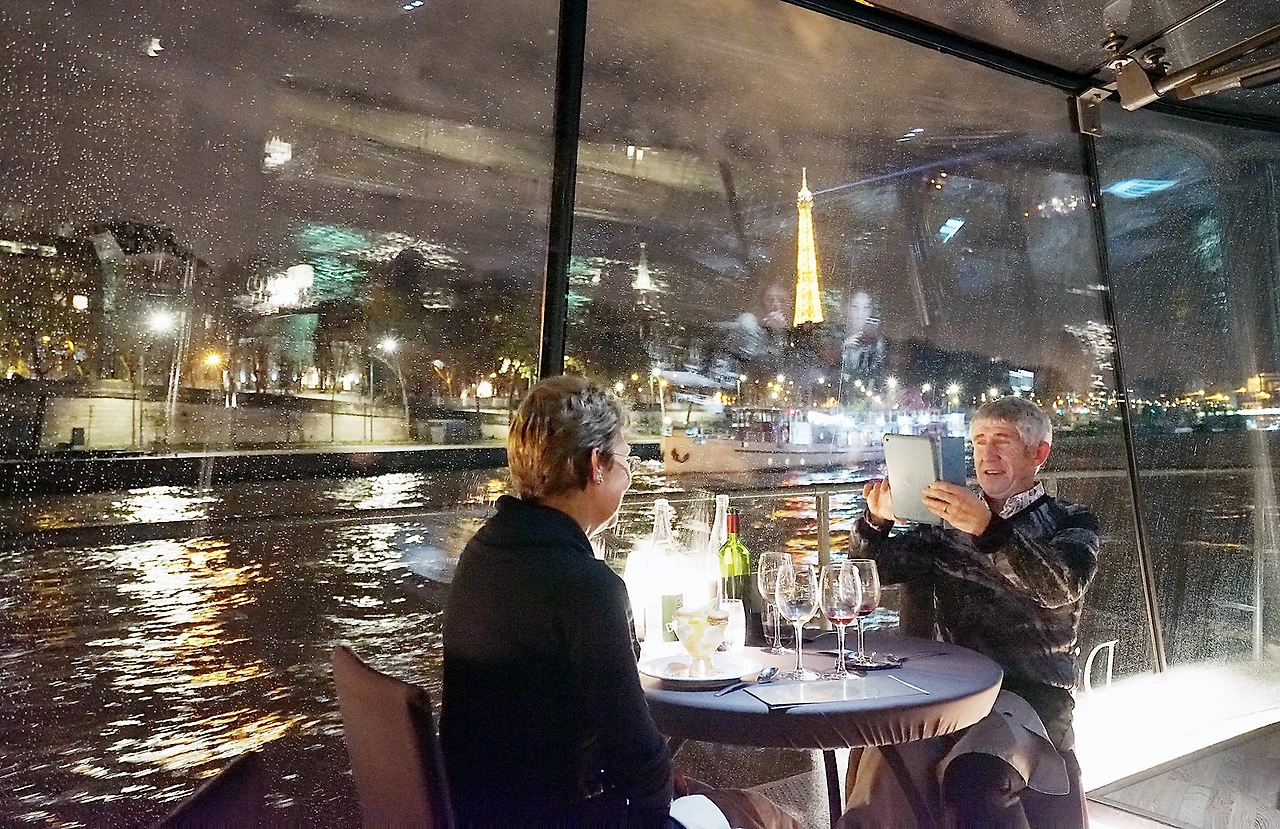 프랑스 파리 - 바토 파리지엔 (1).JPG