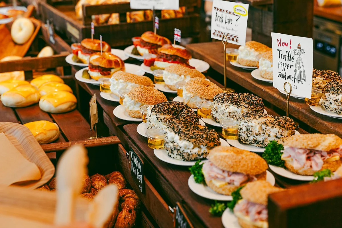 d_%EB%9F%B0%EB%8D%98%EB%B2%A0%EC%9D%B4%EA%B8%80%EB%AE%A4%EC%A7%80%EC%97%84_%EC%9E%A0%EC%8B%A4%EC%A0%90_2.jpg?type=w1200