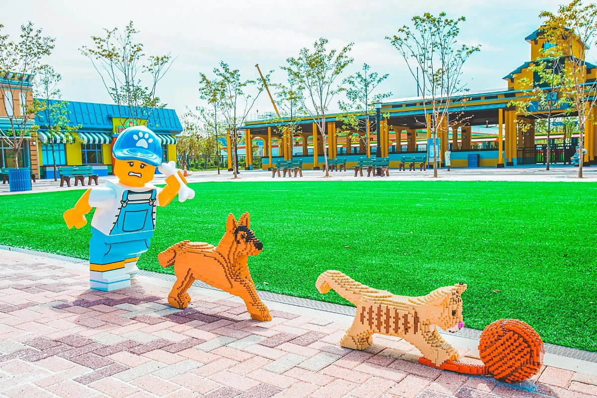 %EB%A0%88%EA%B3%A0%EB%9E%9C%EB%93%9C_%281%29.jpg?type=w1200