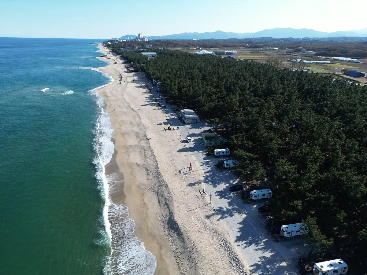 %28%EC%9D%B4_%EC%82%AC%EC%A7%84_%EC%84%B8%EB%A1%9C%EB%A1%9C_%EC%9E%98%EB%9D%BC%EC%84%9C_%EC%8D%A8%EC%A3%BC%EC%8B%9C%EB%A9%B4_%EC%A2%8B%EC%9D%84_%EA%B2%83_%EA%B0%99%EC%95%84%EC%9A%94%29%ED%95%98%EB%8A%98%EC%97%90%EC%84%9C_%EB%B3%B8_%EC%86%94%ED%96%A5.JPG?type=w1200