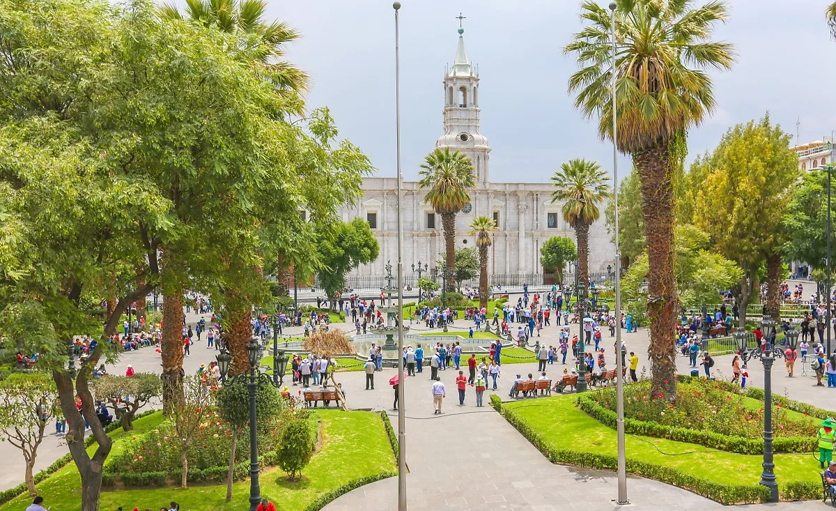 %EC%95%84%EB%A5%B4%EB%A7%88%EC%8A%A4%EA%B4%91%EC%9E%A5_%283%29.jpg?type=w1200