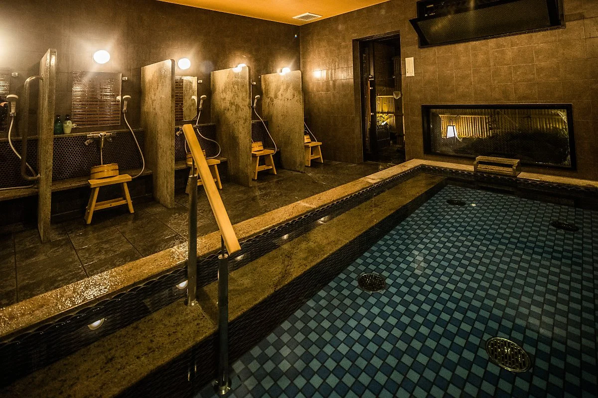 L1240145.JPG?type=w1200