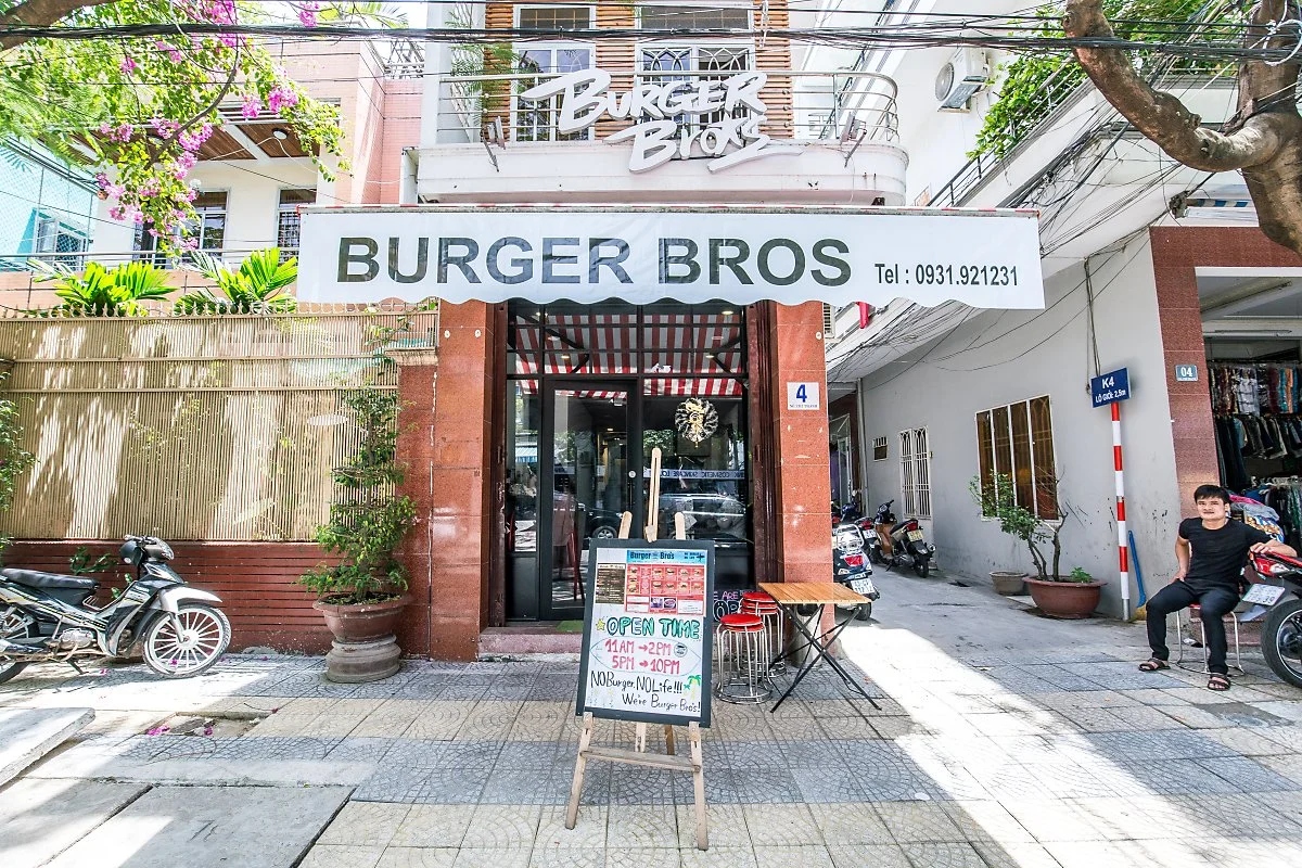 %EB%8B%A4%EB%82%AD_Burger_Bros_1.jpg?type=w1200