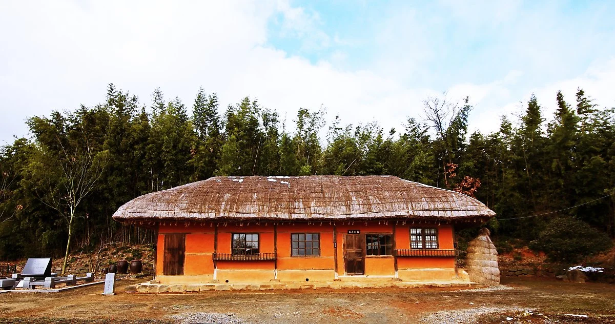 %EC%8B%AC%ED%9B%88%EC%9D%B4_%EA%B8%80%EC%9D%84_%EC%93%B0%EB%8D%98_%EC%A7%91%2C_%ED%95%84%EA%B2%BD%EC%82%AC.JPG?type=w1200