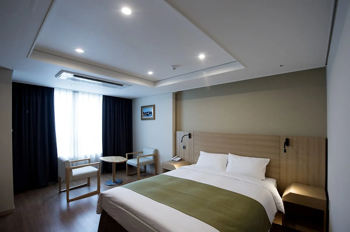 %ED%81%AC%EB%9D%BC%EC%9A%B4%ED%95%98%EB%B2%84_7.jpg?type=w1200