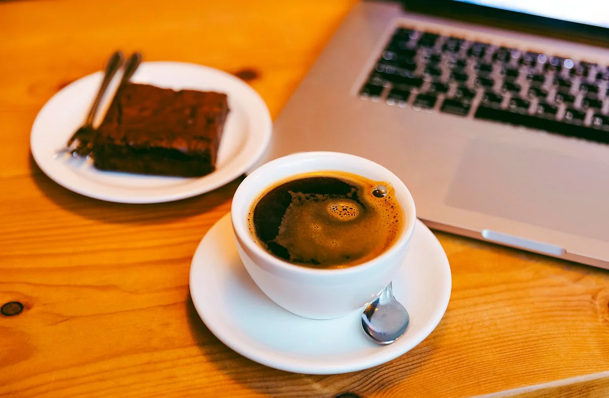 d_%ED%94%8C%EB%9E%8F%ED%8F%AC%EC%BB%A4%ED%94%BC_1.jpg?type=w1200