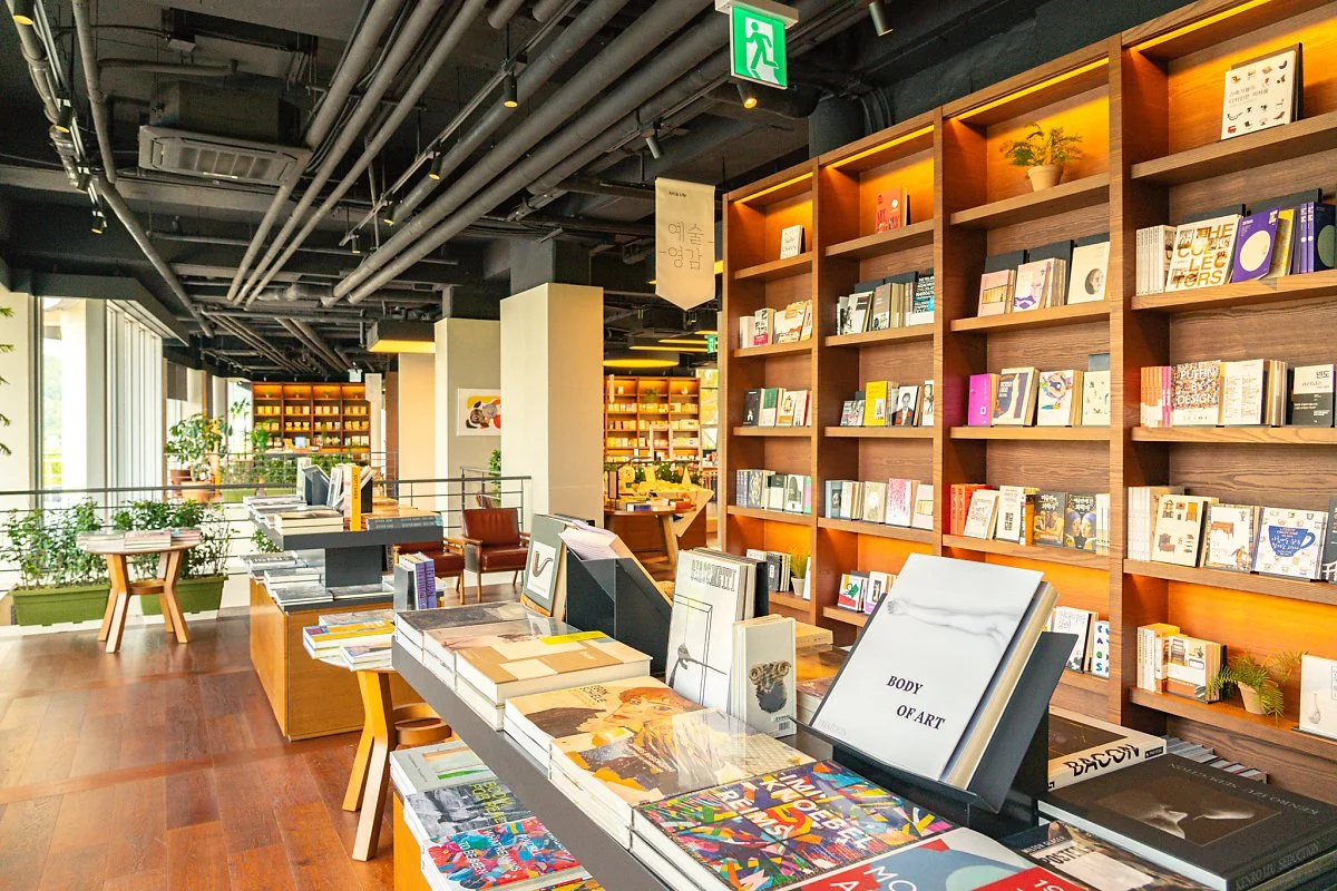 %EC%9D%B4%ED%84%B0%EB%84%90%EC%A0%80%EB%8B%88_001.jpg?type=w1200