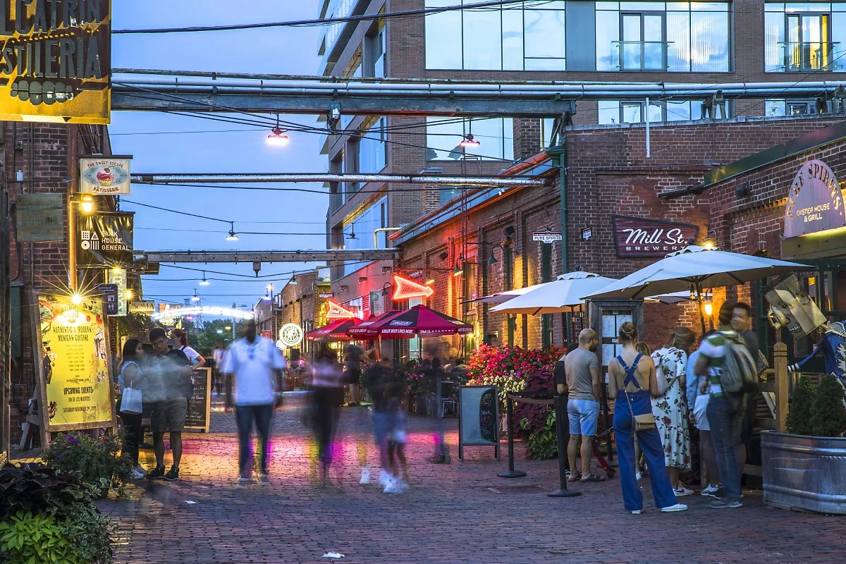 %ED%86%A0%EB%A1%A0%ED%86%A0_Distillery_Historic_District.jpg?type=w1200