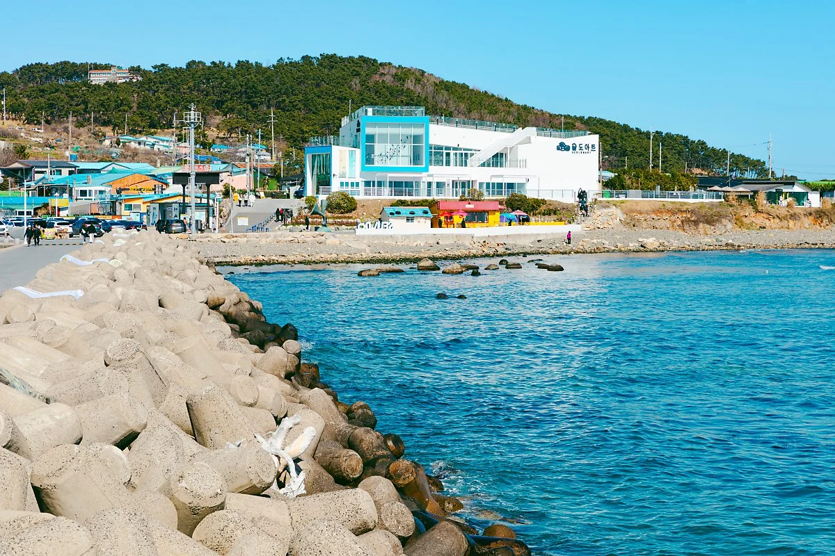 d_%EC%8A%AC%EB%8F%84%EC%95%84%ED%8A%B8_1.jpg?type=w1200