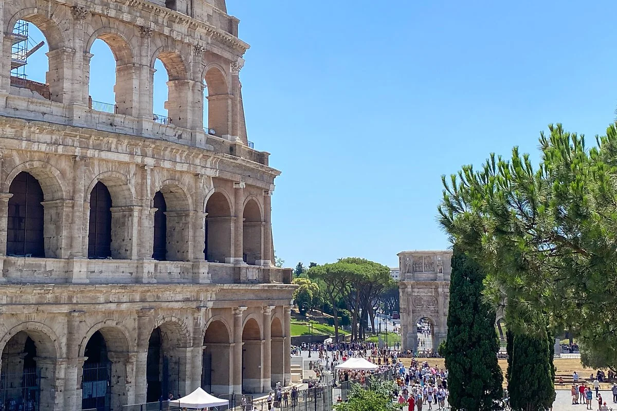 %EC%9D%B4%ED%83%88%EB%A6%AC%EC%95%84_%EB%A1%9C%EB%A7%88_%EC%BD%9C%EB%A1%9C%EC%84%B8%EC%9B%801.jpg?type=w1200