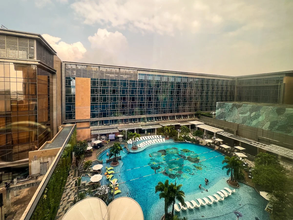 %EA%B0%9D%EC%8B%A4%EC%97%90%EC%84%9C_%EB%B0%94%EB%9D%BC%EB%B3%B8_%EC%88%98%EC%98%81%EC%9E%A5_%EC%A0%84%EB%A7%9D_%ED%92%8D%EA%B2%BD.jpg?type=w1200