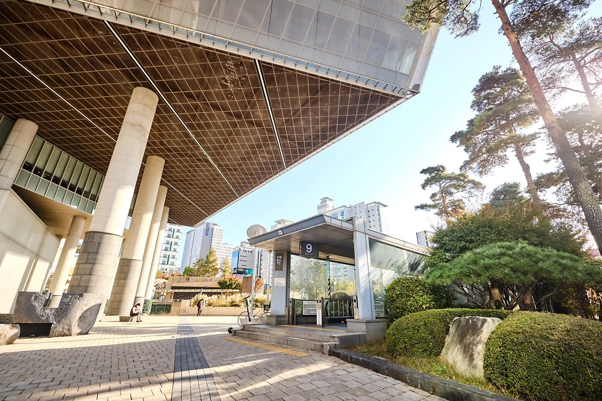 %ED%81%AC%EA%B8%B0%EB%B3%80%ED%99%981_%ED%95%A9%EC%A0%95%EC%97%AD9%EB%B2%88%EC%B6%9C%EA%B5%AC_%281%29.jpg?type=w1200