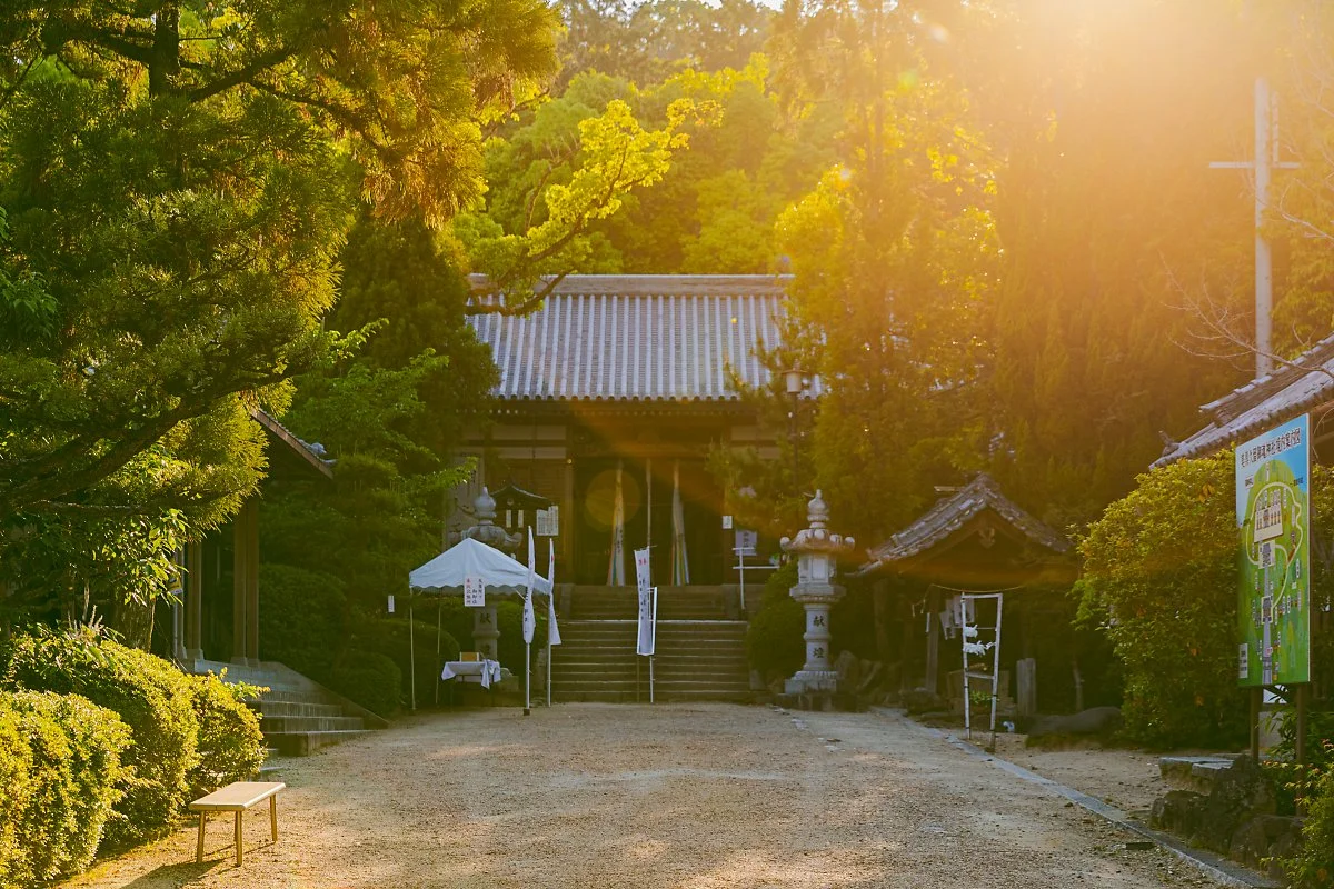 %EC%98%A4%EC%82%AC%EC%B9%B4_Migukurumitama_Shrine_1.jpg?type=w1200