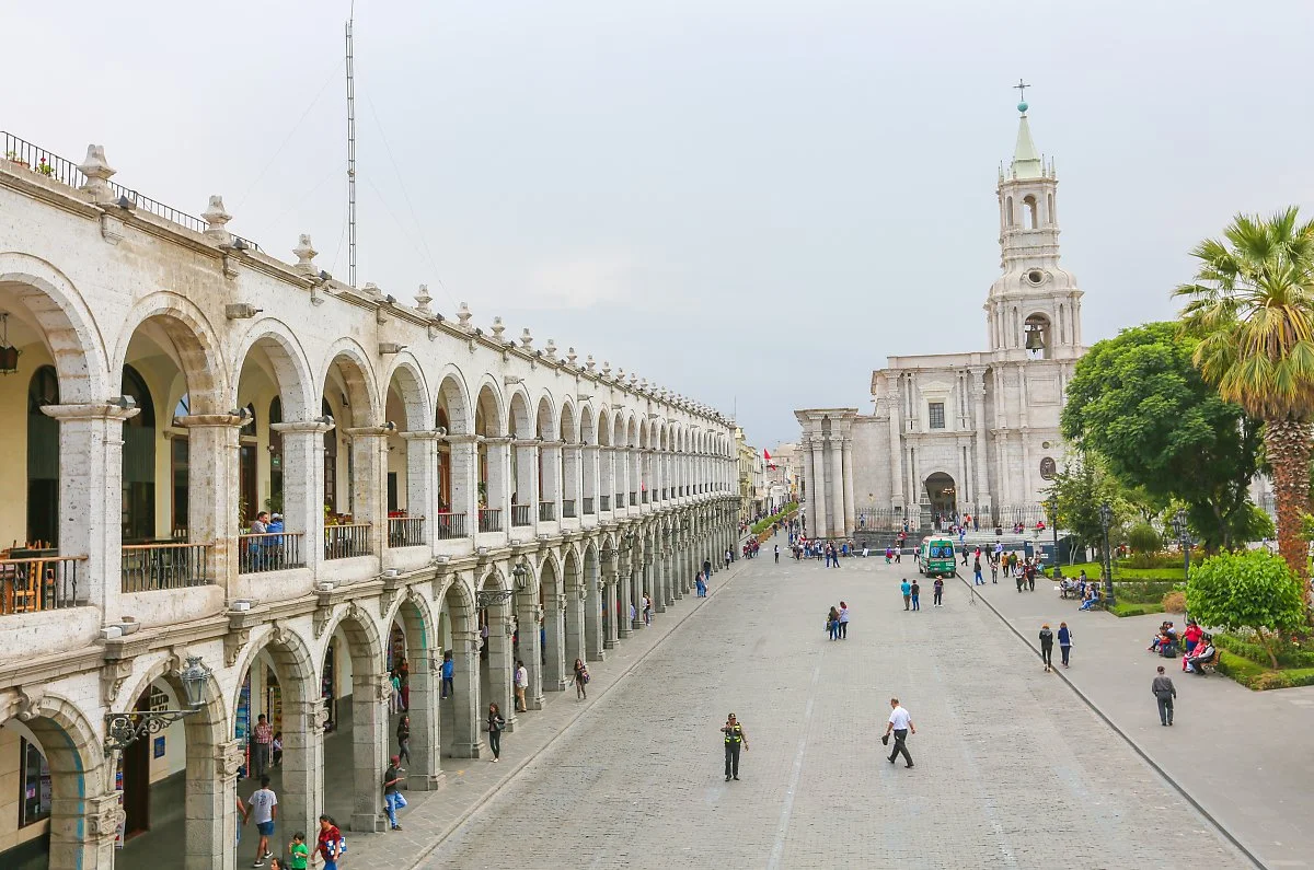 %EC%95%84%EB%A5%B4%EB%A7%88%EC%8A%A4%EA%B4%91%EC%9E%A5_%284%29.jpg?type=w1200