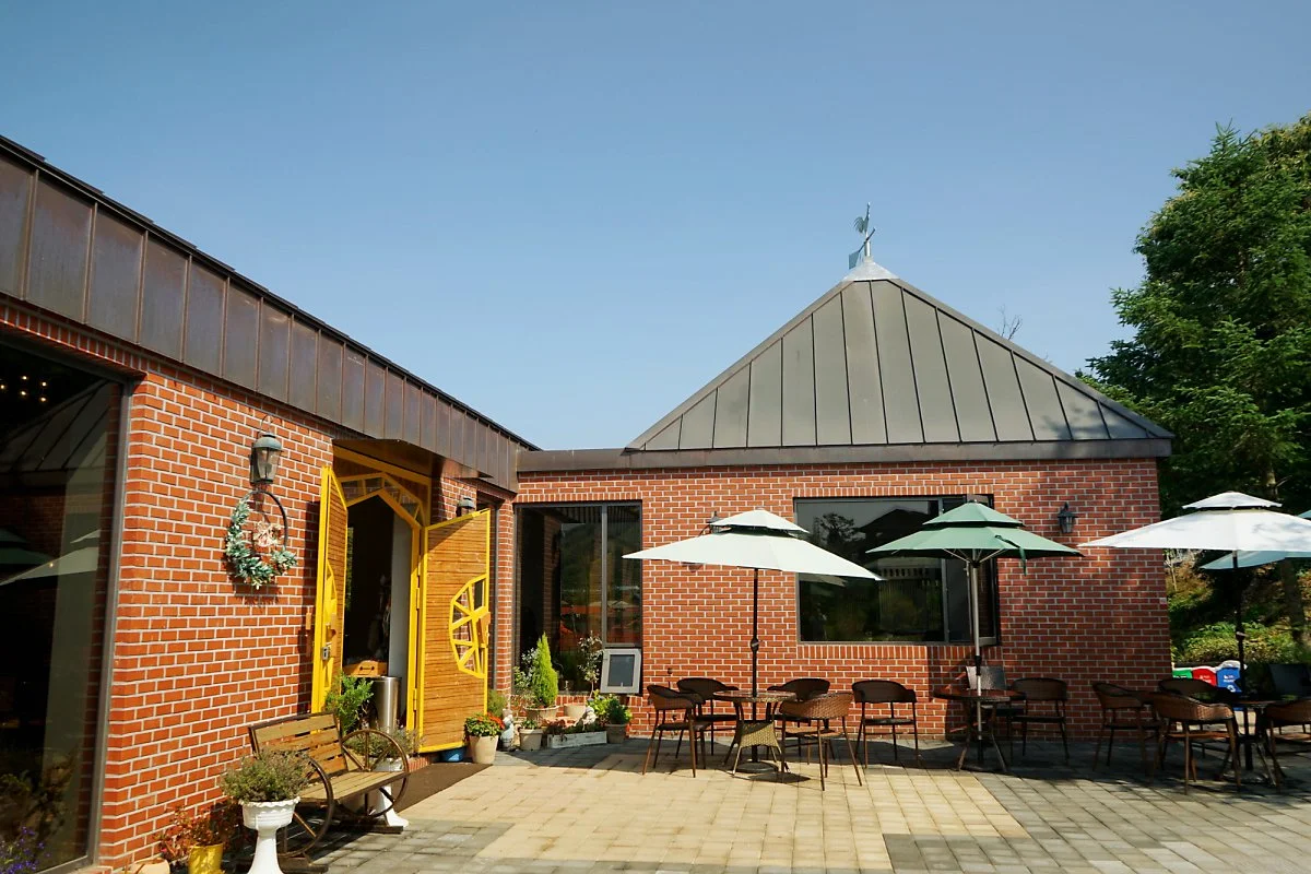 %ED%8A%B8%EB%A6%AC%ED%95%98%EC%9A%B0%EC%8A%A4%EA%B0%80%EB%93%A0_%EA%B4%B4%EC%82%B0_202306_%EC%9B%B0%EC%B4%8C_%289%29.JPG?type=w1200