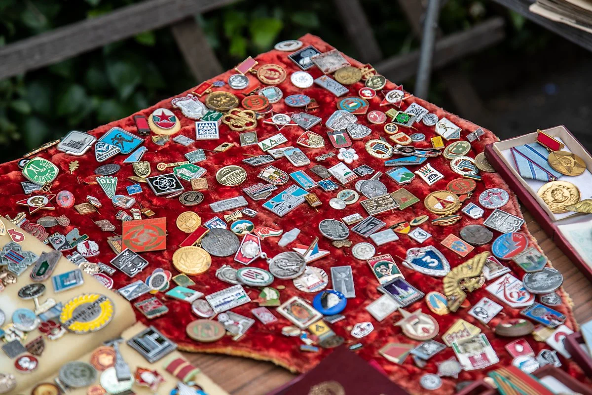 %EB%B2%BC%EB%A3%A9%EC%8B%9C%EC%9E%A5%EC%97%90%EC%84%9C_%ED%8C%8C%EB%8A%94_%EA%B8%B0%EB%85%90%ED%92%88.jpg?type=w1200