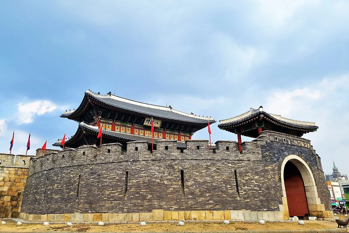 01%EC%88%98%EC%9B%90%ED%99%94%EC%84%B1_%ED%8C%94%EB%8B%AC%EB%AC%B8.jpg?type=w1200