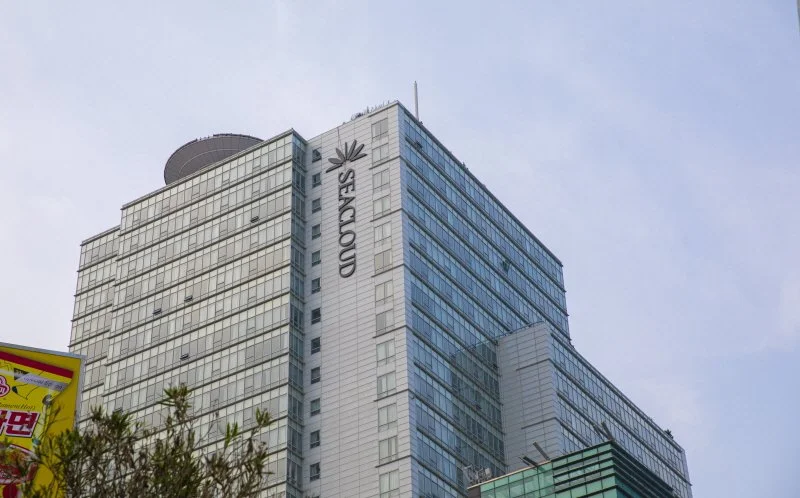 %EC%BD%94%EC%98%A4%EB%A1%B1_%EC%94%A8%ED%81%B4%EB%9D%BC%EC%9A%B0%EB%93%9C%ED%98%B8%ED%85%94_%281%29.jpg?type=w1200