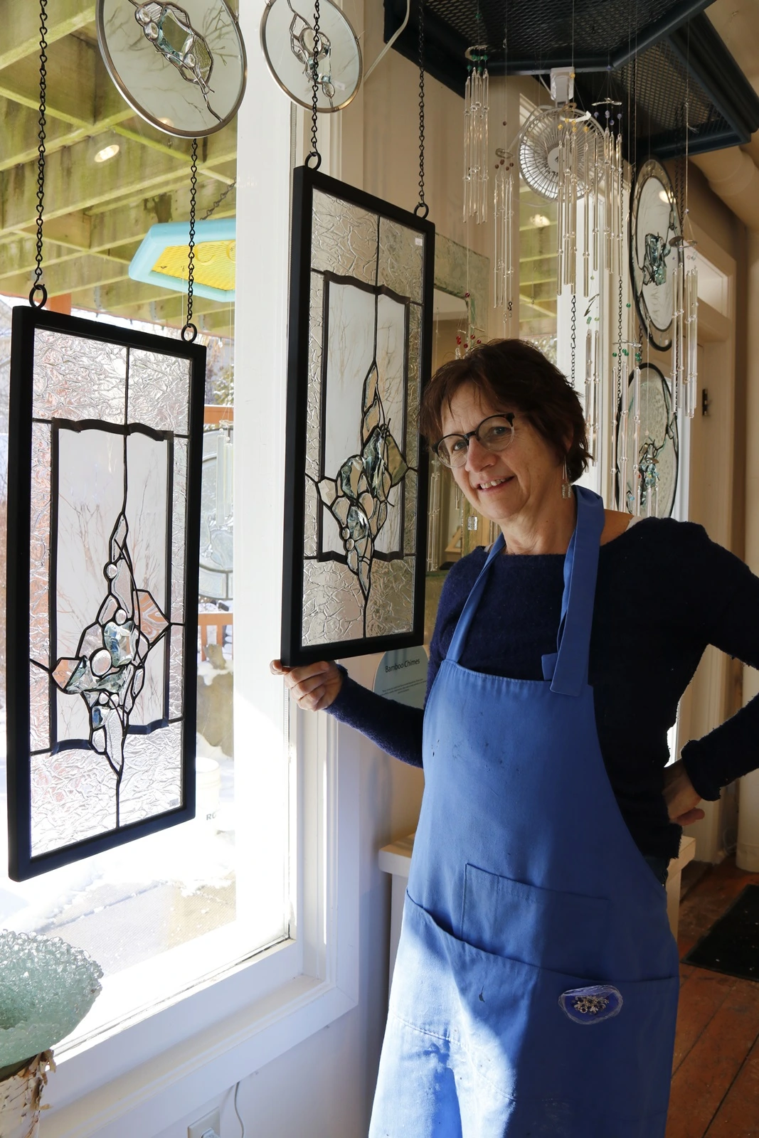 40.Hanscomb Glass-Gisela.JPG