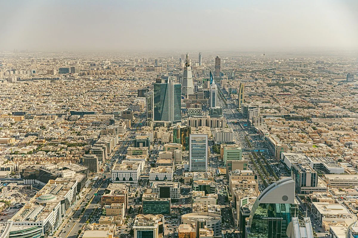 %EB%A6%AC%EC%95%BC%EB%93%9C%281%29.jpg?type=w1200