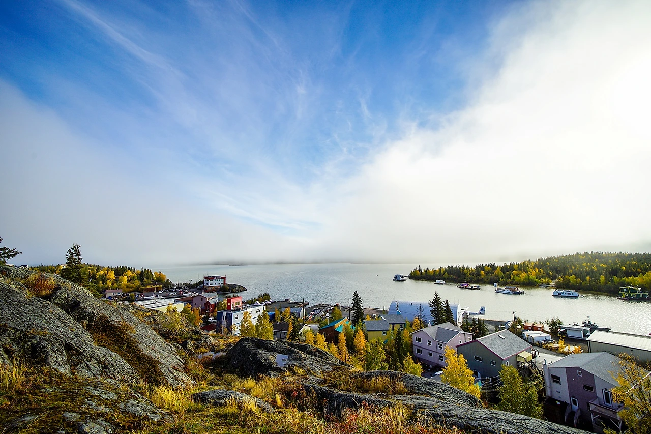 파일럿 모뉴먼트에서 바라본 옐로나이프.JPG