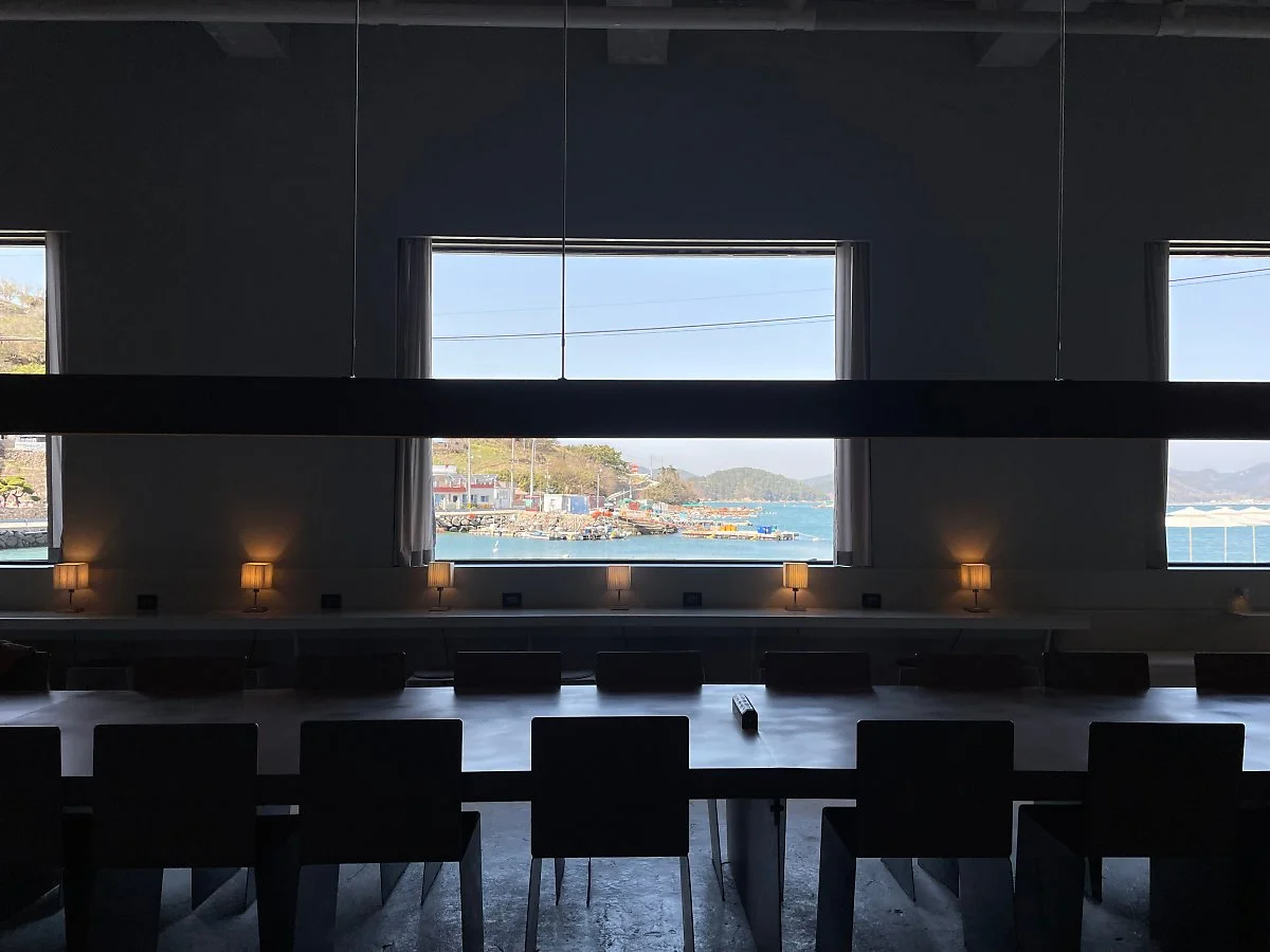 %EC%B9%B4%ED%8E%98_%EB%B0%B0%EC%96%91%EC%9E%A5_%283%29.JPG?type=w1200