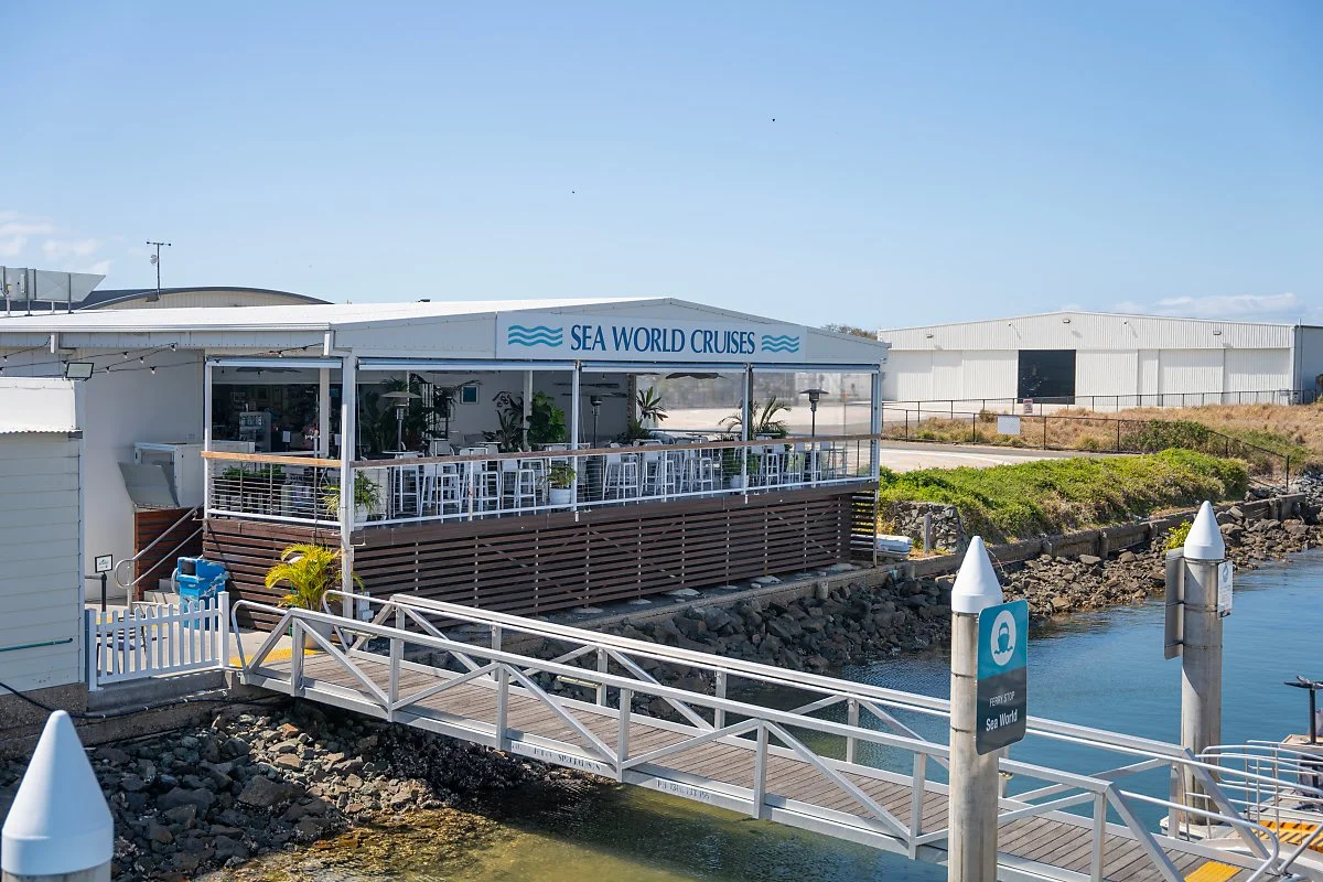 Whale_Watching_-_2.jpg?type=w1200