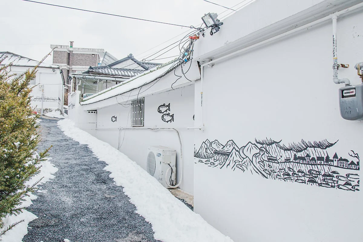 %EC%97%B0%EC%96%B4%EB%8B%B4%EC%9E%A5_%EB%B2%BD%ED%99%94_%283%29.jpg?type=w1200