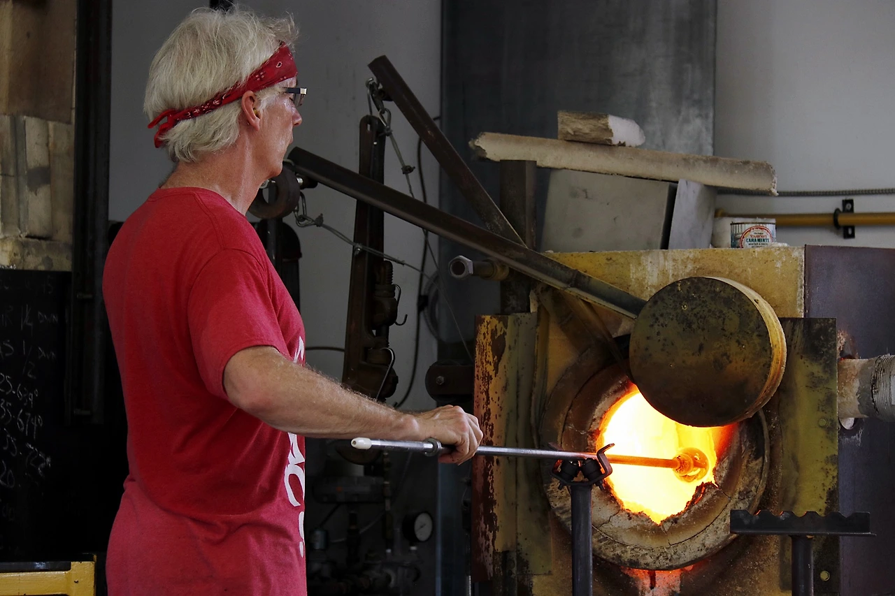 6-2.Armstrong glassworks-5.JPG