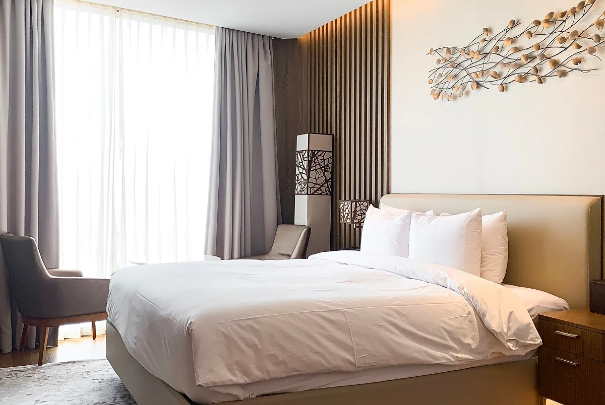 d_%EC%BD%94%ED%8A%B8%EC%95%BC%EB%93%9C_%EB%A9%94%EB%A6%AC%EC%96%B4%ED%8A%B8_%EC%84%9C%EC%9A%B8_%EB%B3%B4%ED%83%80%EB%8B%89%ED%8C%8C%ED%81%AC_%ED%98%B8%ED%85%94_1.jpg?type=w1200