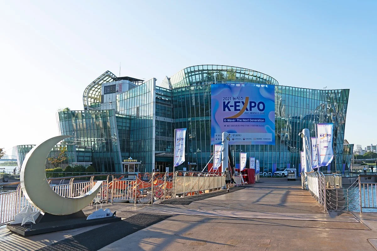 %EC%82%AC%EC%A7%844.jpg?type=w1200