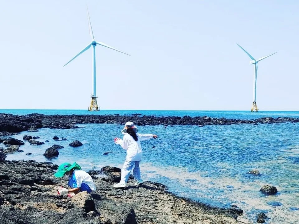 %EB%B0%94%EB%8B%A4%EB%A5%BC_%EC%A7%80%ED%82%A4%EB%8A%94_%EC%A0%9C%EC%A3%BC_%EC%97%AC%ED%96%89%2C_%EB%B9%84%EC%B9%98%EC%BD%94%EB%B0%8D%EA%B3%BC_%EC%BF%A0%ED%82%B9_%ED%81%B4%EB%9E%98%EC%8A%A4.jpg?type=w1200