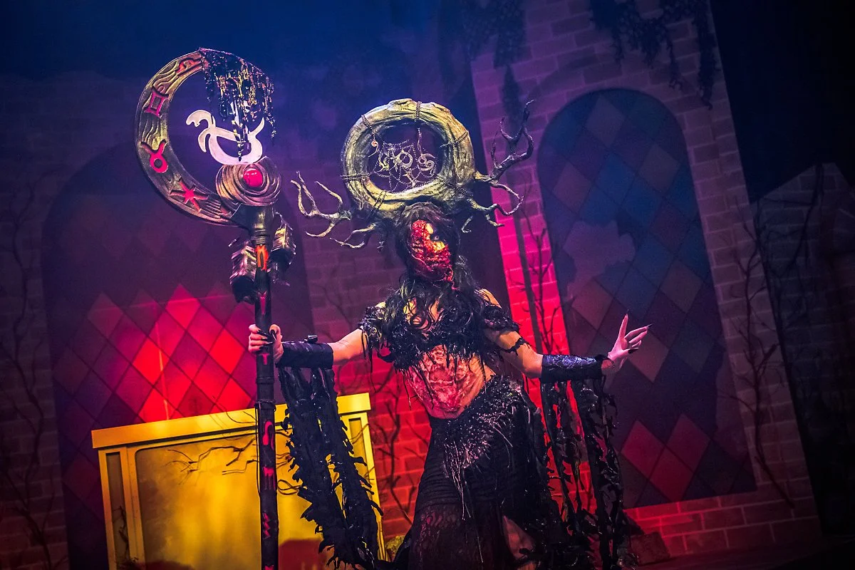 3_Scare_Zones__2_Shows.jpg?type=w1200