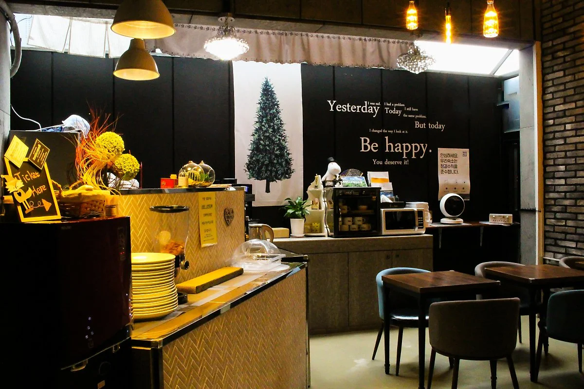 %EB%A3%A8%EC%86%8C%ED%98%B8%ED%85%94_%281%29.jpg?type=w1200