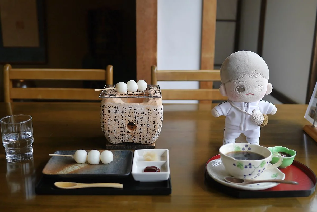 %EC%B9%B4%ED%8E%98_%EA%B5%AC%EB%9D%BC_%EC%97%91%EC%86%8C%EC%9D%98_%ED%8C%AC%EC%9D%B4_%EC%97%91%EC%86%8C%EC%9D%B8%ED%98%95%EC%9D%84_%EB%93%A4%EA%B3%A0_%EC%B0%BE%EC%95%84%EC%99%94%EB%8B%A4.JPG?type=w1200