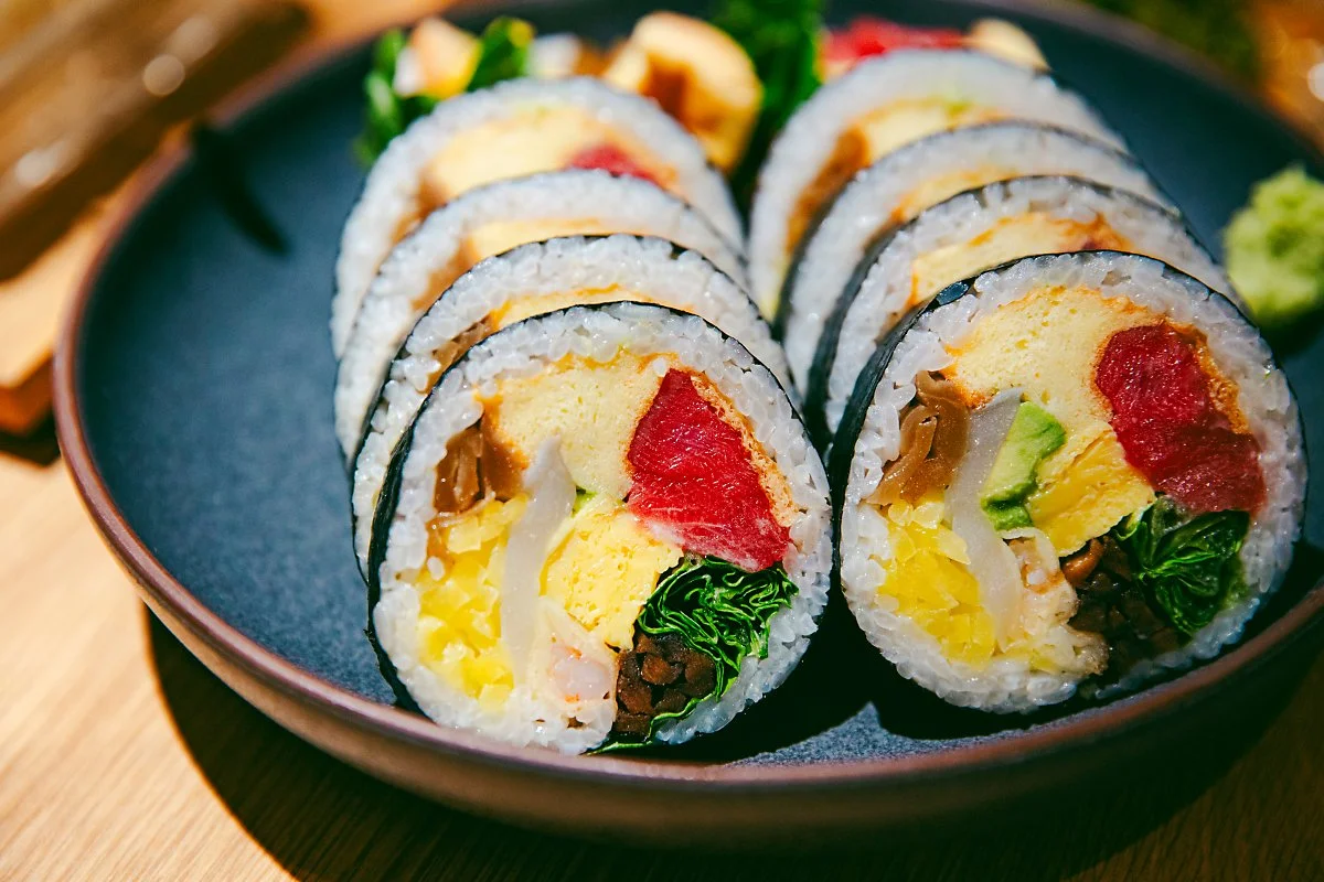 d_%EC%9E%89%EA%BC%AC_2.jpg?type=w1200