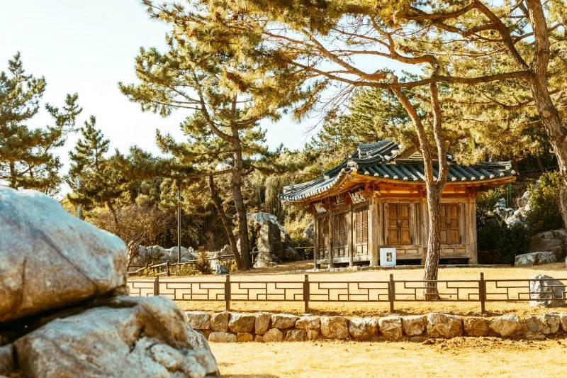 %ED%95%B4%EC%95%94%EC%A0%95.jpg?type=w1200&type=w1200