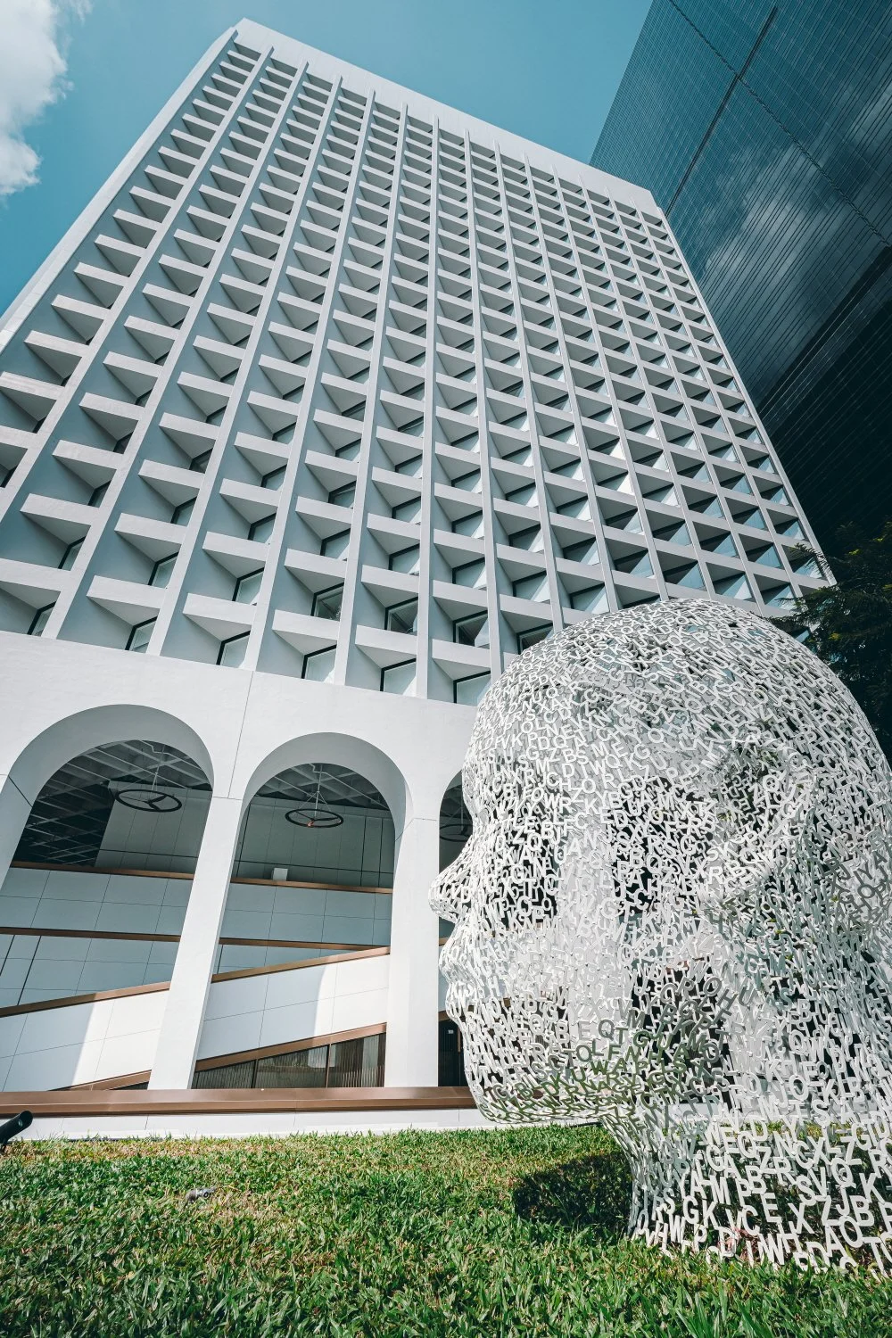 Jaume_Plensa_-_Awilda%E2%80%99s_White_Head.jpg?type=w1200