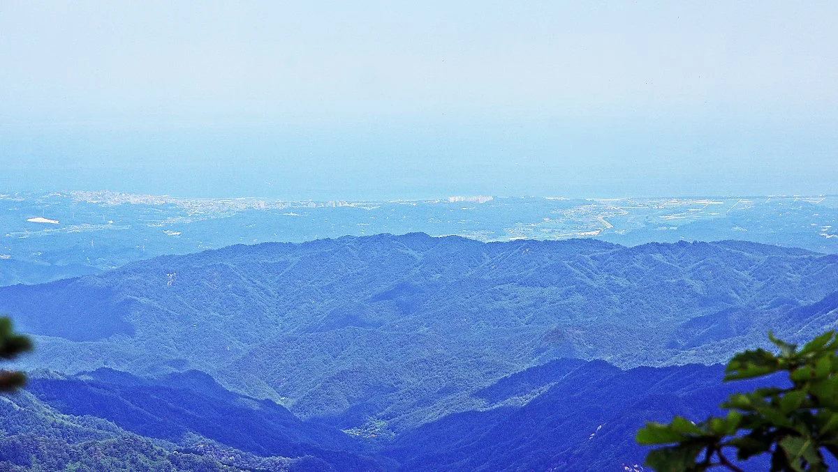 %EB%85%B8%EC%9D%B8%EB%B4%89_%EC%A0%95%EC%83%81%EC%97%90%EC%84%9C_%EB%B3%B8_%ED%92%8D%EA%B2%BD._%EB%8F%99%ED%95%B4%EB%B0%94%EB%8B%A4%EC%99%80_%EC%A3%BC%EB%AC%B8%EC%A7%84%EC%9D%B4_%EB%B3%B4%EC%9D%B8%EB%8B%A4..JPG?type=w1200