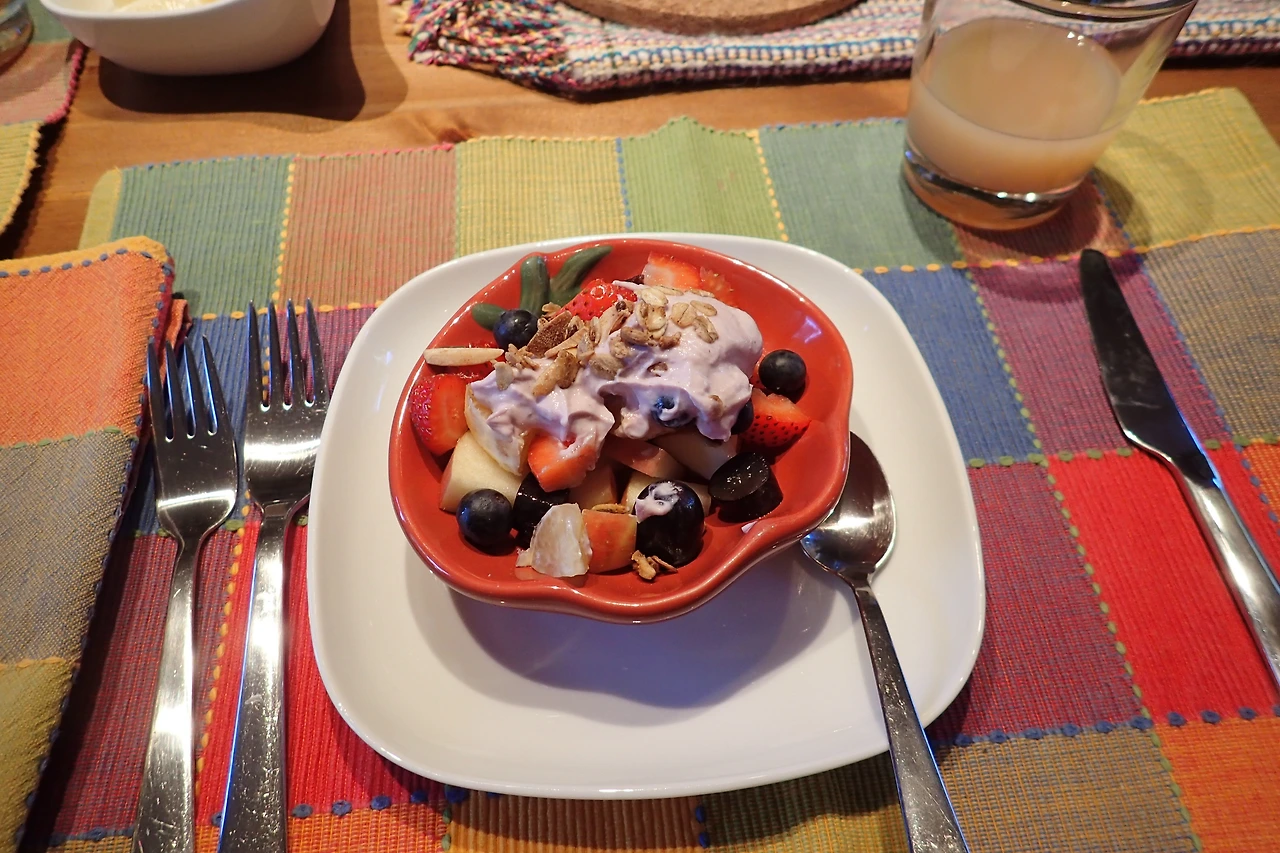 이 집만의 과일요거트 샐러드.JPG