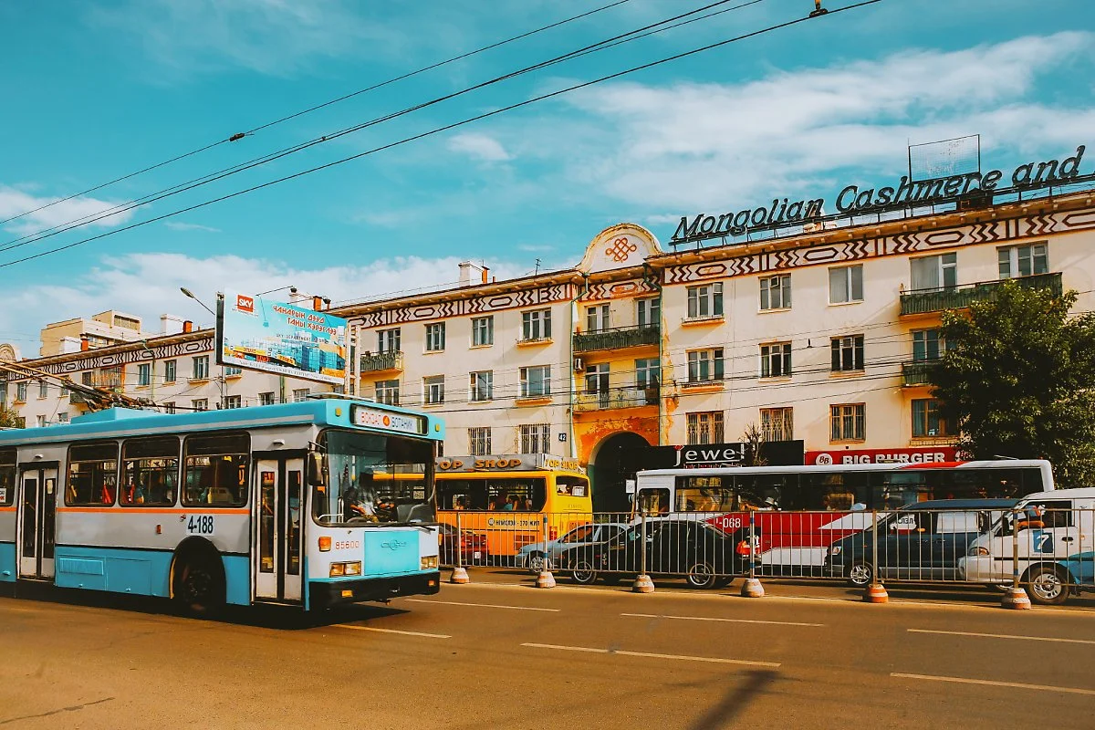 %EC%9A%B8%EB%9E%80%EB%B0%94%ED%86%A0%EB%A5%B4_%282%29-2.jpg?type=w1200