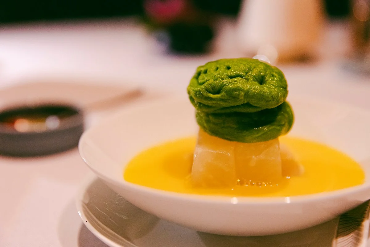 %ED%99%8D%EC%BD%A9_R%C3%B9n_Chinese_Restaurant_-_The_St._Regis_Hong_Kong_4.jpg?type=w1200