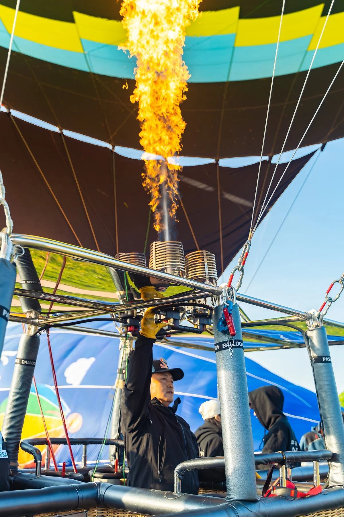 29_%EC%99%84%EC%A0%84%ED%9E%88_%EC%9D%B4%EB%A5%99%EC%A4%80%EB%B9%84%EA%B0%80_%EB%90%9C_%EC%97%B4%EA%B8%B0%EA%B5%AC._%EB%82%A0%EC%95%84%EC%98%A4%EB%A5%BC_%EC%9D%BC%EB%A7%8C_%EB%82%A8%EC%95%98%EB%8B%A4.jpg?type=w1200