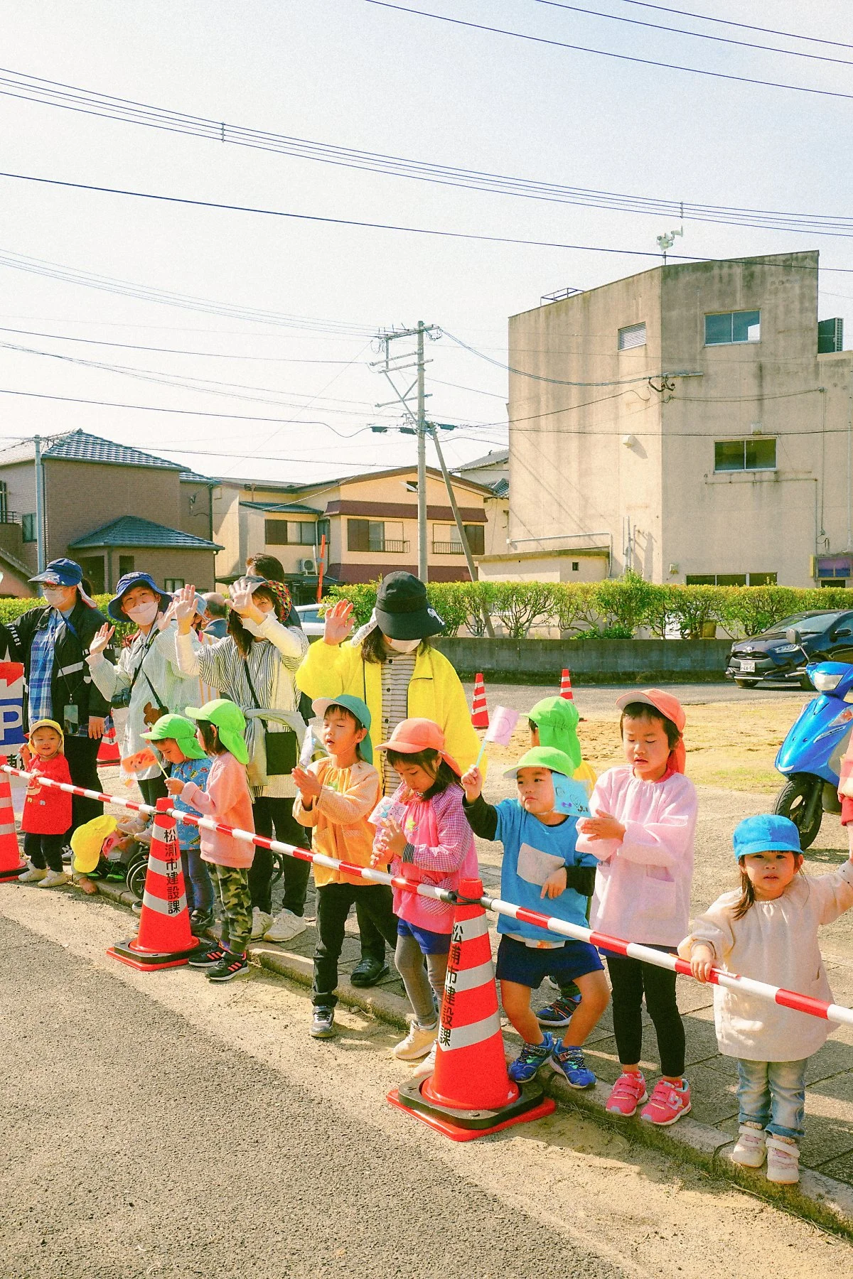 %EC%9D%91%EC%9B%90%ED%95%98%EB%8A%94_%EC%95%84%EC%9D%B4%EB%93%A4.jpg?type=w1200