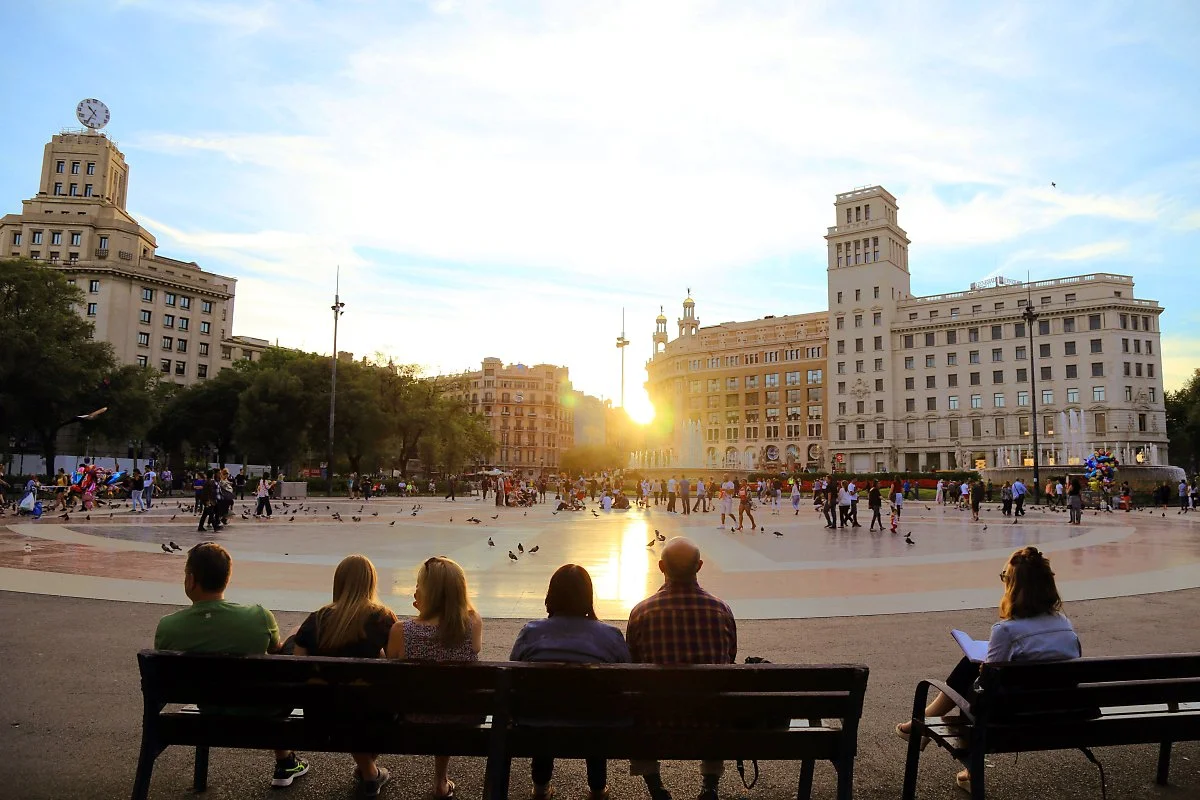 2_%EA%B9%8C%ED%83%88%EB%A3%A8%EB%83%90_%EA%B4%91%EC%9E%A5_%EA%B7%BC%EC%A0%91.jpg?type=w1200