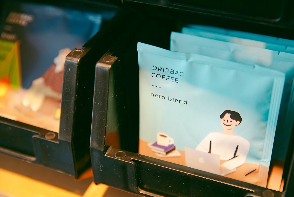 d_%EB%B8%94%EB%9E%99%EC%97%85%EC%BB%A4%ED%94%BC_%EC%84%9C%EB%A9%B4%EB%B3%B8%EC%A0%90_4.jpg?type=w1200