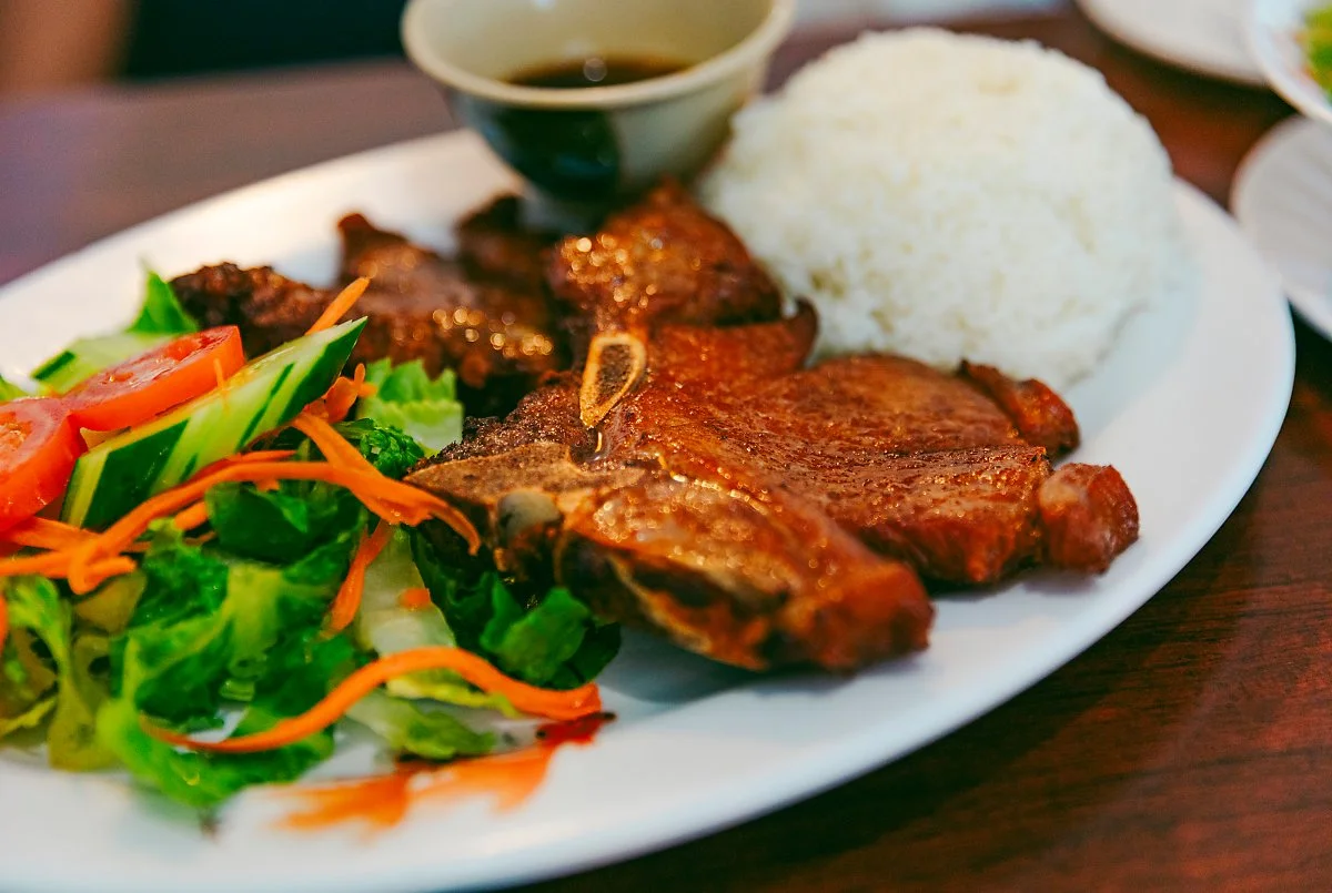 %EA%B4%8C_Truong%27s_Restaurant_1.jpg?type=w1200