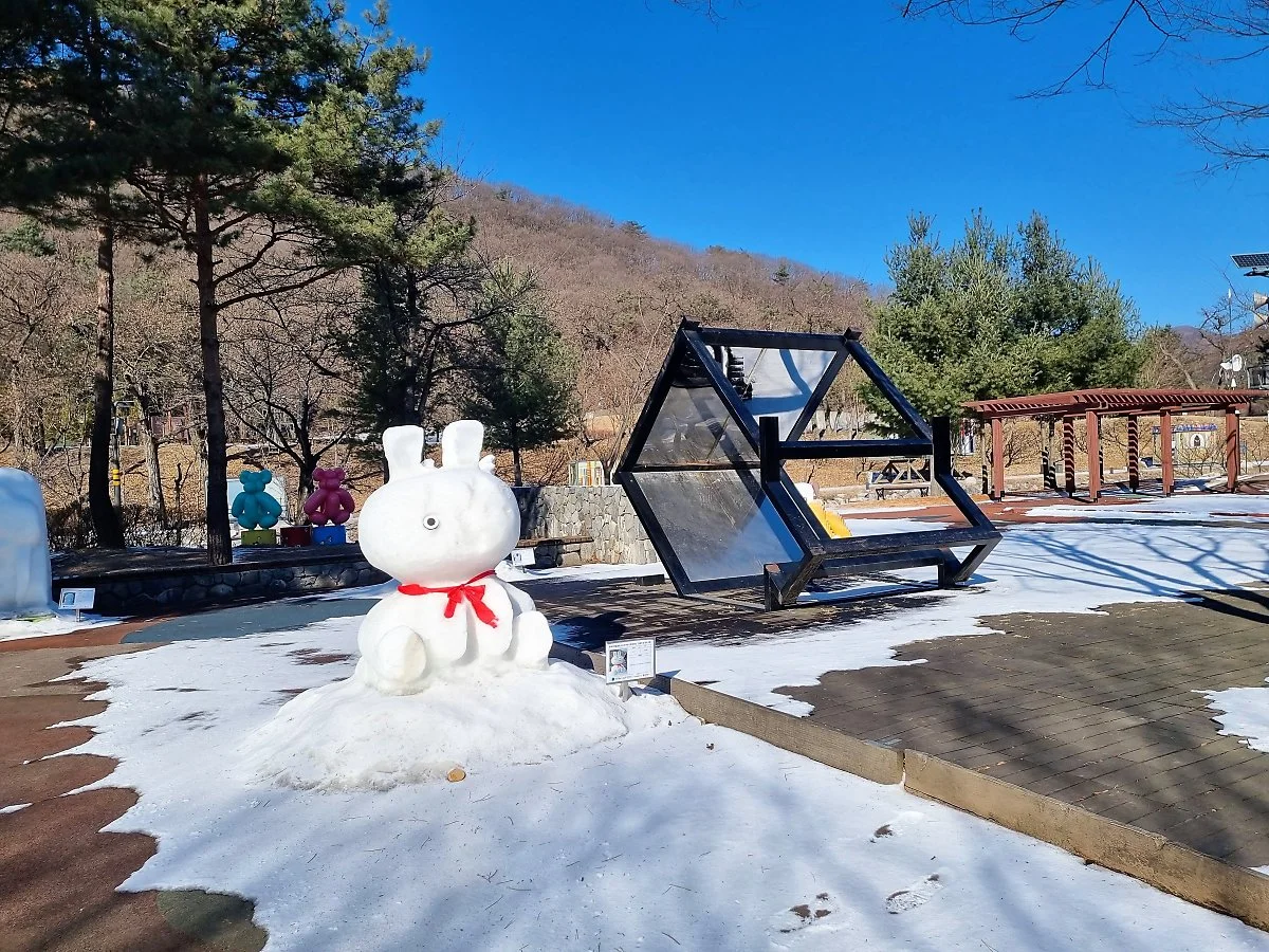 01%EC%9E%A5%EC%9A%B1%EC%A7%84%EB%AF%B8%EC%88%A0%EA%B4%80_%285%29_%EC%A1%B0%EA%B0%81%EA%B3%B5%EC%9B%90.jpg?type=w1200